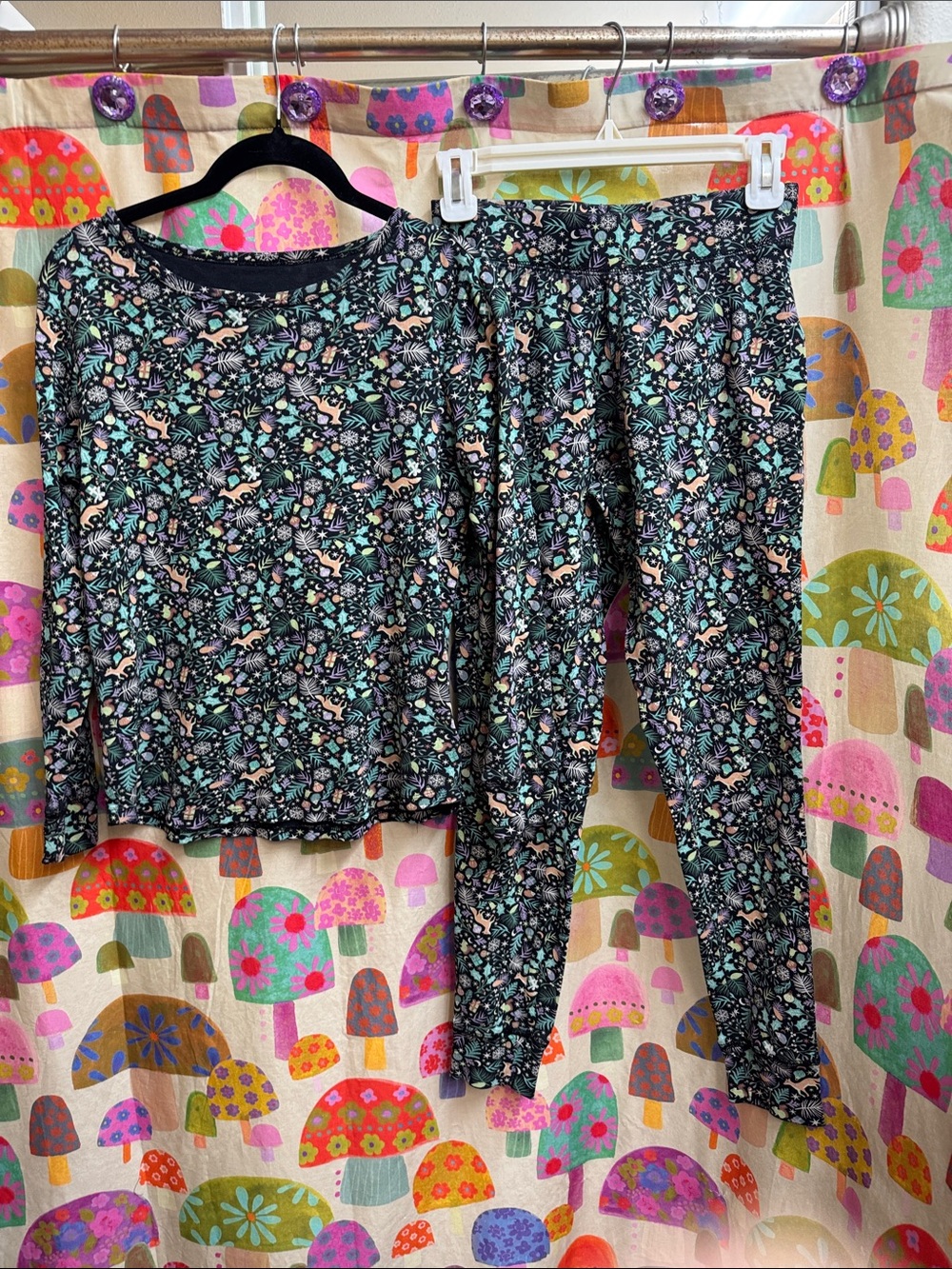 Amazon Essentials Holiday PJ's. Small